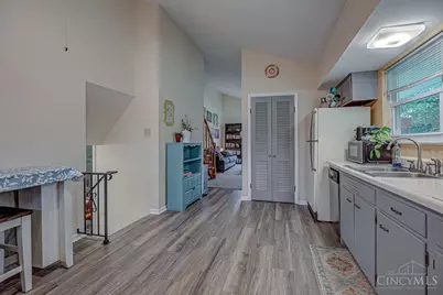 6439 Canastota Drive, Fairfield Township, OH 45011 - Photo 8