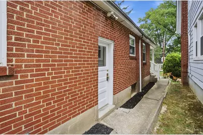6229 Fairhurst Avenue, Cincinnati, OH 45213 - Photo 44