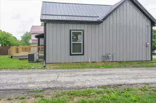 342 Johnson St, Hillsboro, OH 45133 - Photo 26