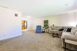 813 S 1st St, Trenton, OH 45067 - Photo 8