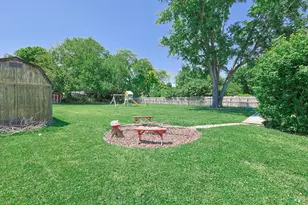 813 S 1st St, Trenton, OH 45067 - Photo 32