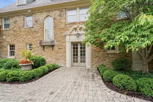 32 Hampton Ln, Cincinnati, OH 45208 - Photo 6