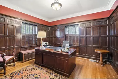 32 Hampton Lane, Cincinnati, OH 45208 - Photo 18