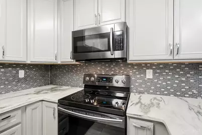 10555 Montgomery Road #96, Montgomery, OH 45242 - Photo 14