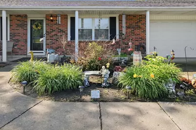 8233 Meadowlark Drive, Carlisle, OH 45005 - Photo 4