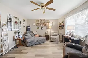8233 Meadowlark Dr, Carlisle, OH 45005 - Photo 8