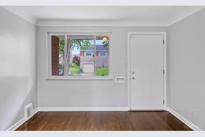 1723 Tuxworth Avenue, Cincinnati, OH 45238 - Photo 6