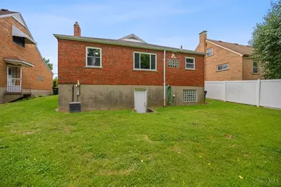 1723 Tuxworth Avenue, Cincinnati, OH 45238 - Photo 36