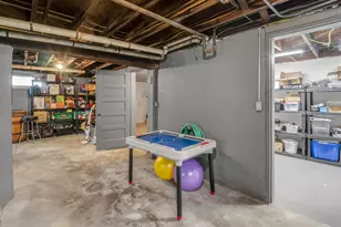1423 Market St, Cincinnati, OH 45215 - Photo 38