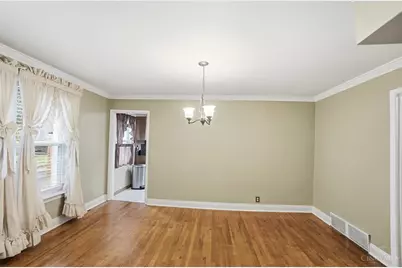 455 W Main Street, Williamsburg, OH 45176 - Photo 12