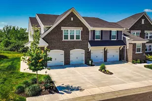 5103 Hazeltine Ln, Turtle Creek Township, OH 45036 - Photo 2