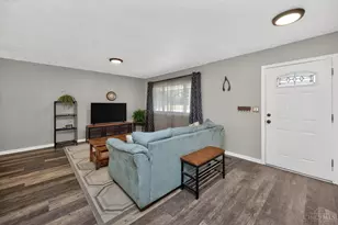 5691 Winton Rd, Fairfield, OH 45014 - Photo 6