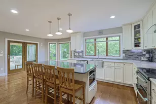 9774 Berry Hill Dr, West Chester, OH 45241 - Photo 8