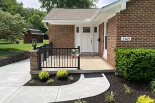 5569 Goldcrest Dr, Green Township, OH 45238 - Photo 2
