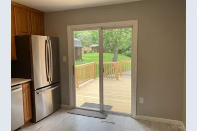 5569 Goldcrest Drive, Cincinnati, OH 45238 - Photo 8