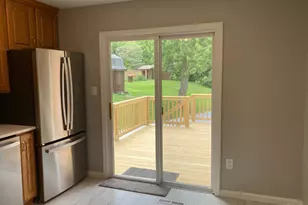 5569 Goldcrest Dr, Green Township, OH 45238 - Photo 8