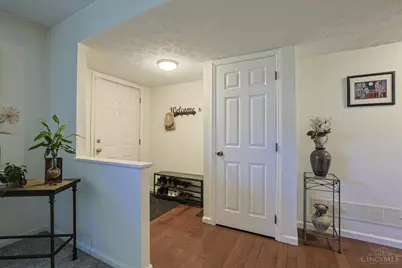 10893 Ponds Lane, Sycamore Township, OH 45242 - Photo 4