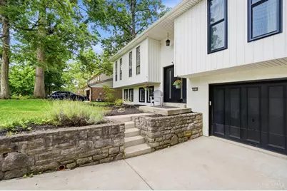 7830 Shadowhill Way, Montgomery, OH 45242 - Photo 4