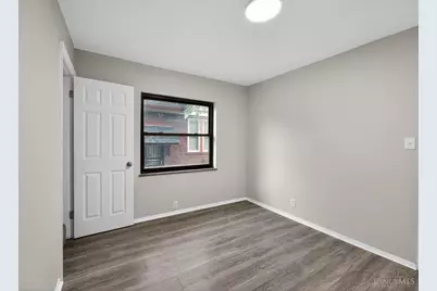 1818 Lawn Avenue, Cincinnati, OH 45237 - Photo 10