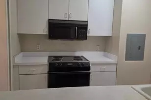 2444 Madison Rd, Cincinnati, OH 45208 - Photo 16