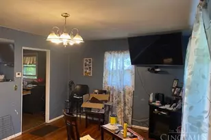 1823 Catalpa, Cincinnati, OH 45239 - Photo 2