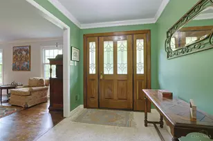 297 Ritchie Ave, Wyoming, OH 45215 - Photo 4