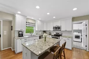 7757 Dennler Ln, Cincinnati, OH 45247 - Photo 22