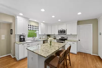 7757 Dennler Lane, Cincinnati, OH 45247 - Photo 20