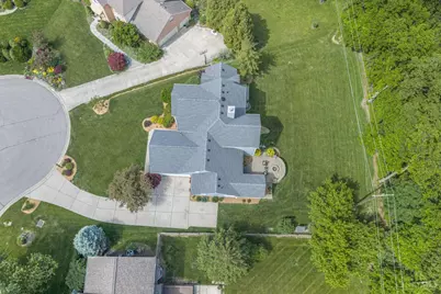 7945 Woodglen Drive, West Chester, OH 45069 - Photo 10