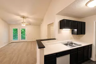 7343 Chatham Ct, West Chester, OH 45069 - Photo 4