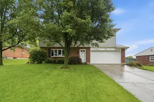 220 Sands Ave, Monroe, OH 45050 - Photo 1