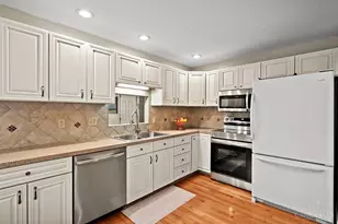 2630 Cyclorama Dr, Cincinnati, OH 45211 - Photo 6