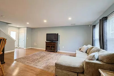 312 Heftner Circle, Hamilton Township, OH 45039 - Photo 8
