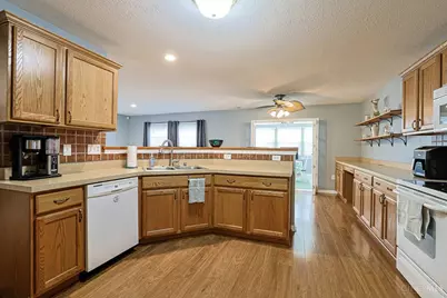 312 Heftner Circle, Hamilton Township, OH 45039 - Photo 10