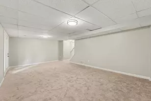 906 Woodlyn Dr N, Anderson Township, OH 45230 - Photo 20