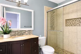 7645 Montgomery Rd, Sycamore Township, OH 45236 - Photo 12