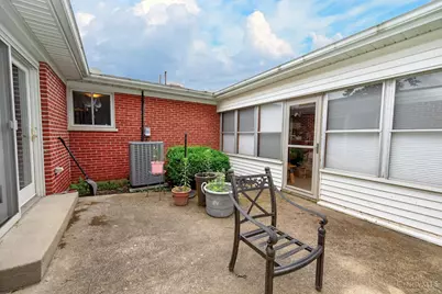 5585 Betty Lane, Miami Township, OH 45150 - Photo 28