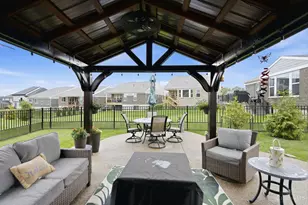 5114 Renaissance Park Dr, Middletown, OH 45005 - Photo 2