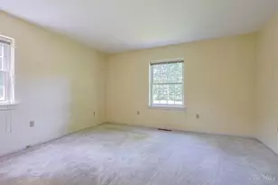 258 Hilltop Ln, Wyoming, OH 45215 - Photo 18