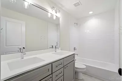 9860 Delray Drive, Montgomery, OH 45242 - Photo 32