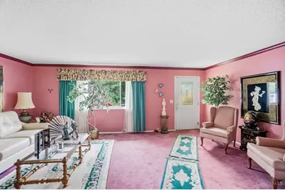 942 Goodhue Circle, Forest Park, OH 45250 - Photo 6