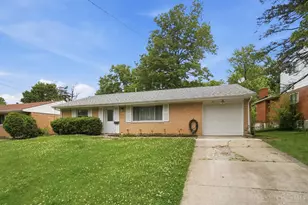 942 Goodhue Cir, Forest Park, OH 45250 - Photo 2