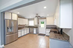 918 Bellwood Dr, Loveland, OH 45140 - Photo 12