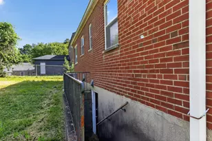 417 Elm St, Delhi Township, OH 45238 - Photo 6