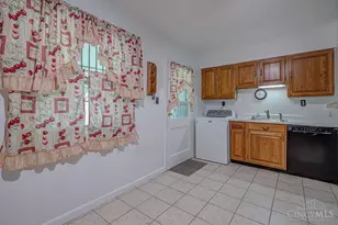 9814 Loralinda Dr, Colerain Township, OH 45251 - Photo 14