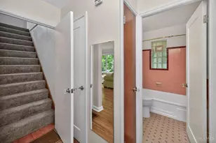 998 Vacationland Dr, Cincinnati, OH 45231 - Photo 14