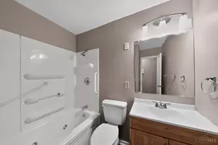 8769 Zodiac Dr, Springfield Township, OH 45231 - Photo 22