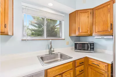 358 Glen Oaks Drive, Delhi Township, OH 45238 - Photo 18