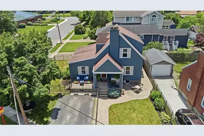 7043 Rembold Avenue, Mariemont, OH 45227 - Photo 2