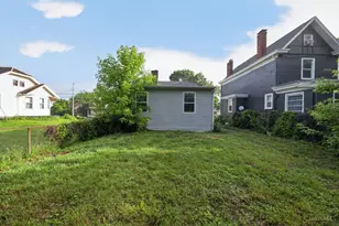 1833 Cordova Ave, Cincinnati, OH 45239 - Photo 2